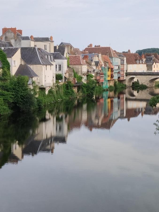 Villa Du Bien Etre Argenton Sur Creuse Exterior foto