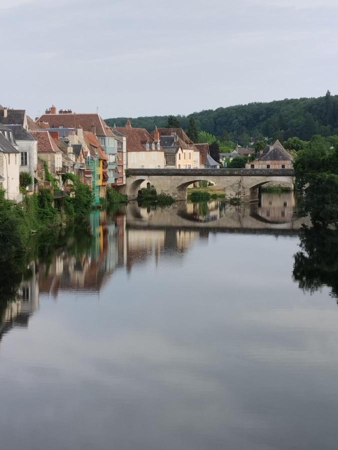 Villa Du Bien Etre Argenton Sur Creuse Exterior foto